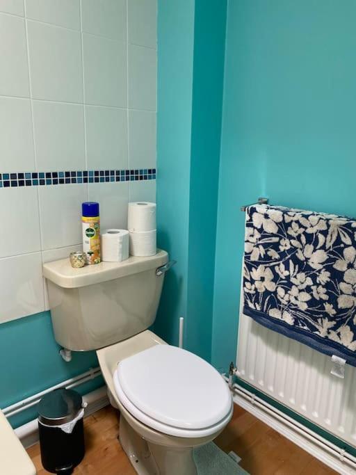 Cosy With Private Access And Kitchenette In Guildford (adults Only) *