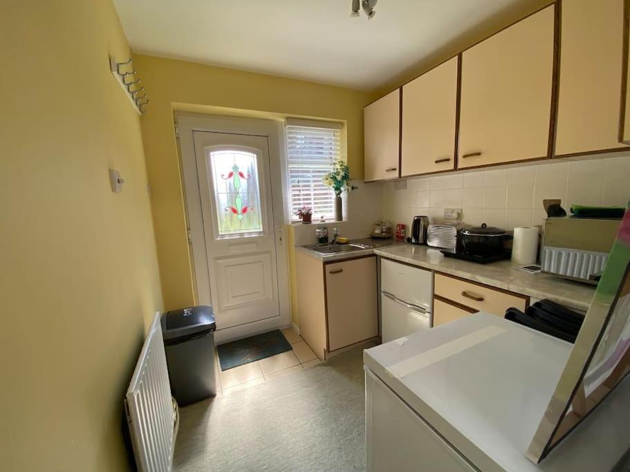 Cosy With Private Access And Kitchenette In Guildford (adults Only) Holiday home Worplesdon