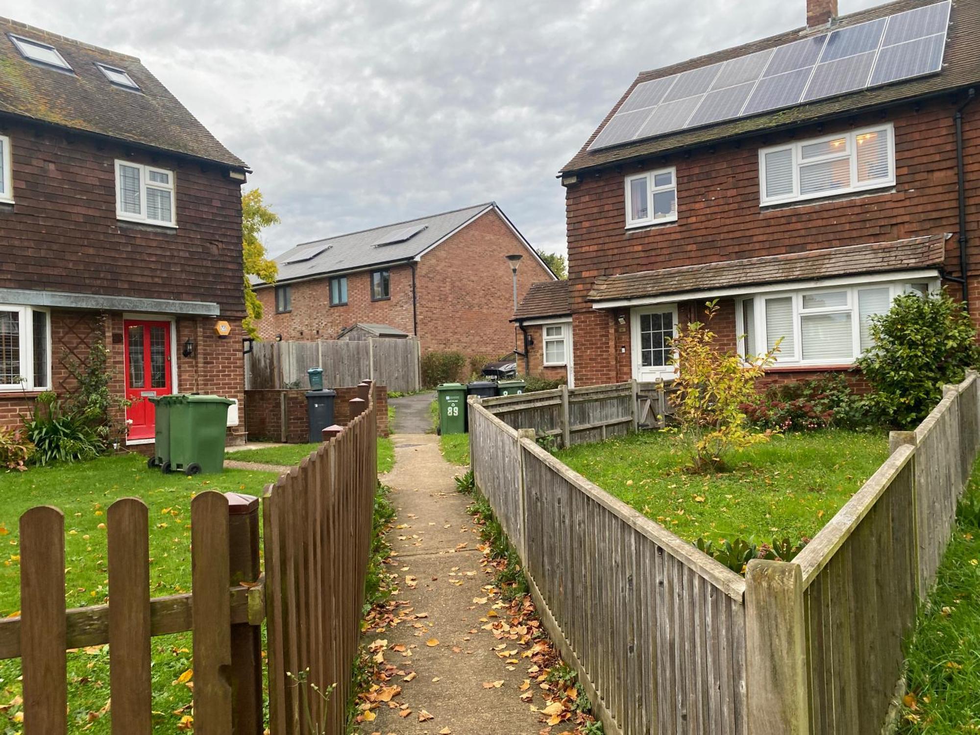 Cosy With Private Access And Kitchenette In Guildford (adults Only)